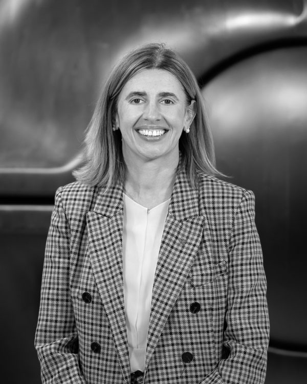 Eva Pando Iglesias (Directora)